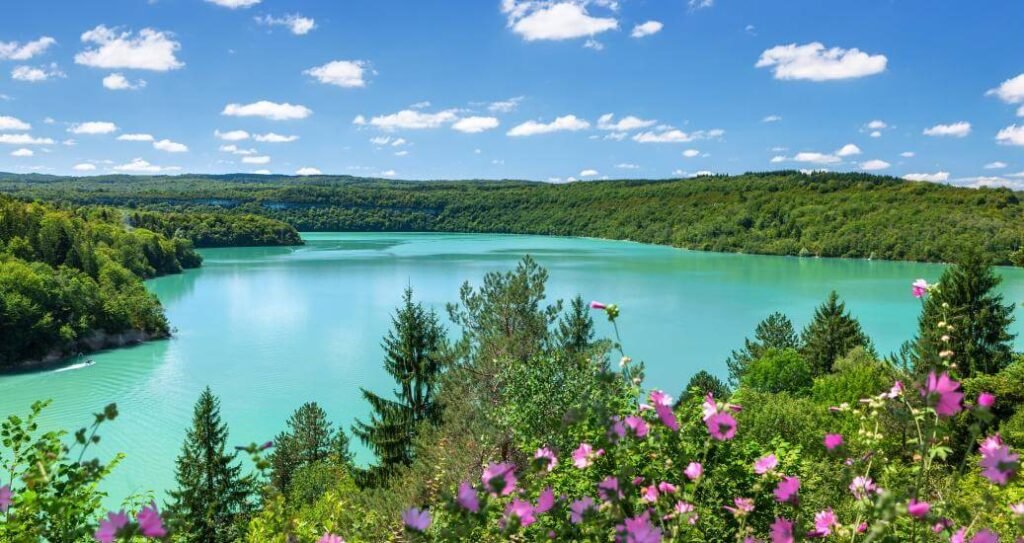 Vue emblématique du département de le jura solaire france