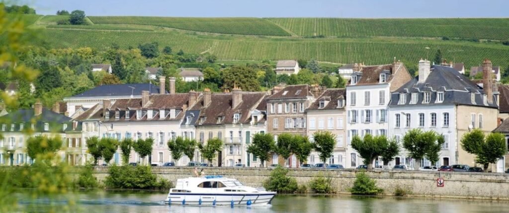 Vue emblématique du département de l'Yonne solaire france